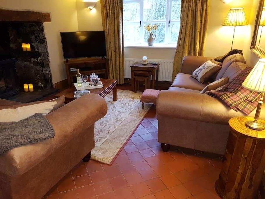 River Cottage Brecon: Hot Tub, Fire, Balcony, Wifi Екстериор снимка